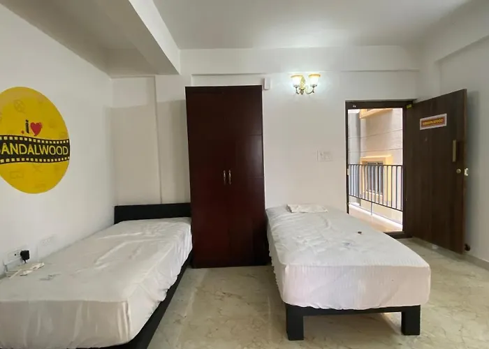 C Suites - Royal Homes II Short & Long Stays